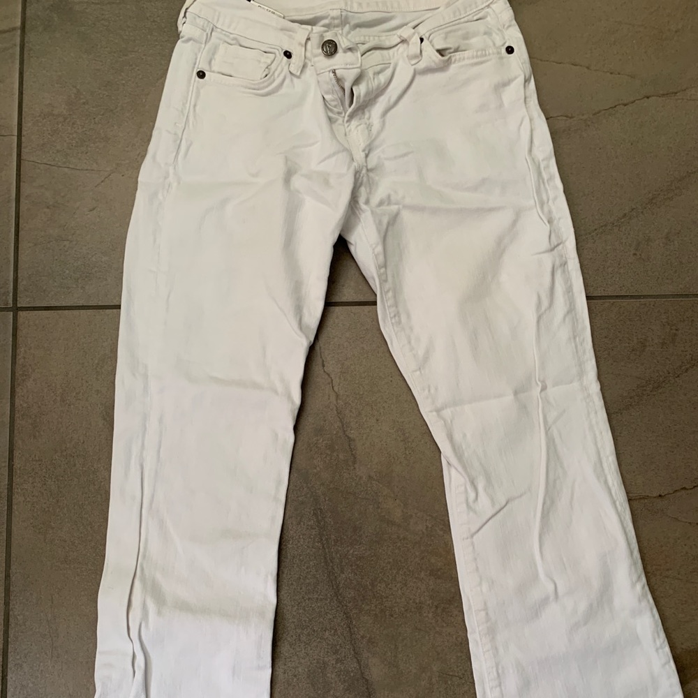 White citizen jeans